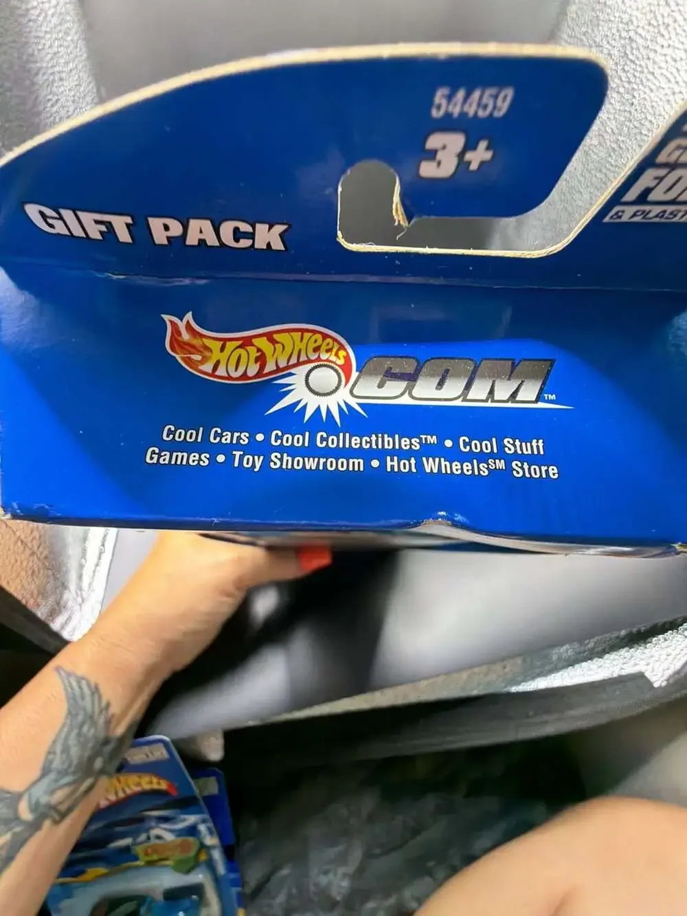 Hot Wheels 2000 HW Trans Asphalt Assault 5-Car Gift Pack